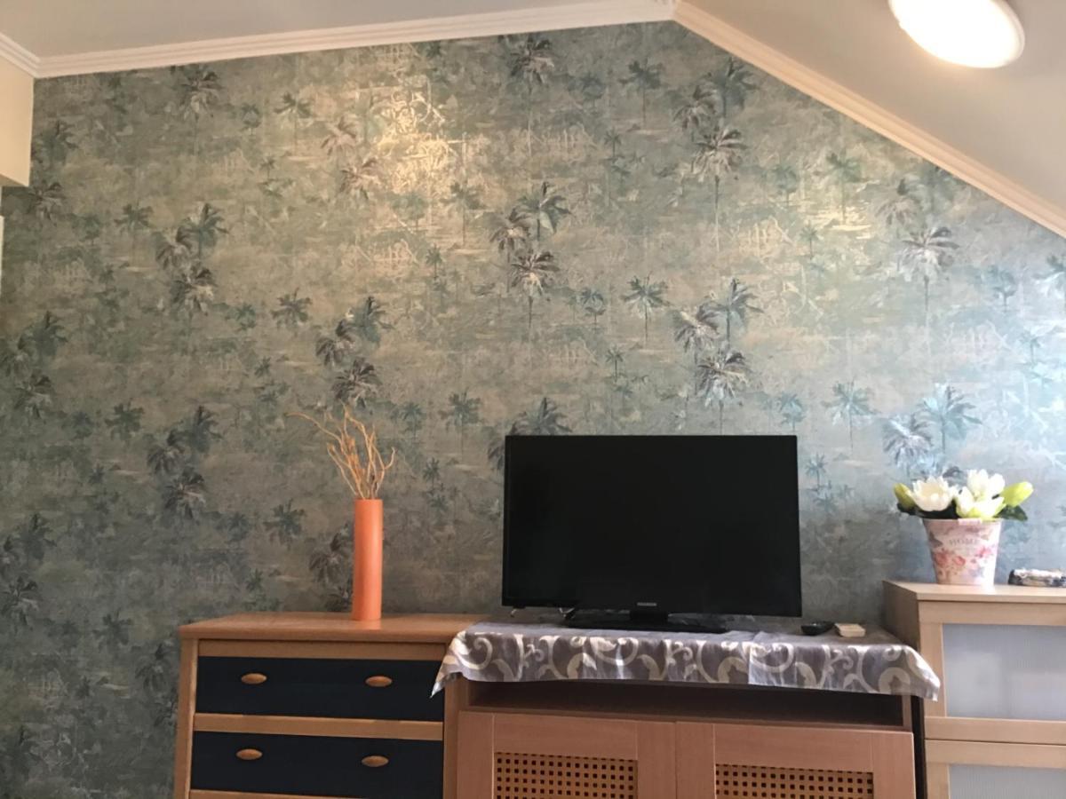 Family Wellness Apartman Hajduszoboszlo Bagian luar foto