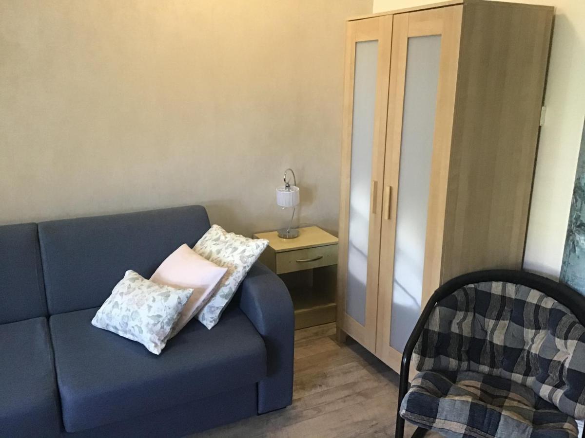Family Wellness Apartman Hajduszoboszlo Bagian luar foto